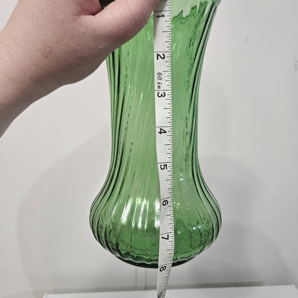 Hoosier Green Glass Vase! - Picture 3 of 4